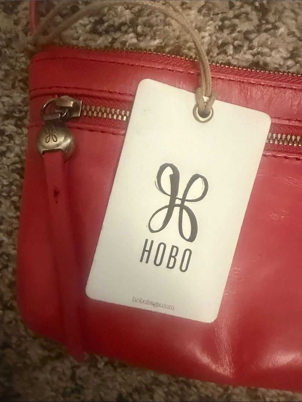 HOBO NWT  CARA ~ leTger crossbody bag ~ hibiscus 🌸